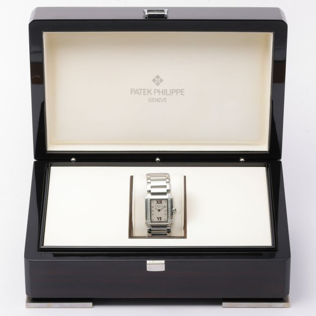 Patek Philippe Twenty-4 4910/10A-010 Image 7